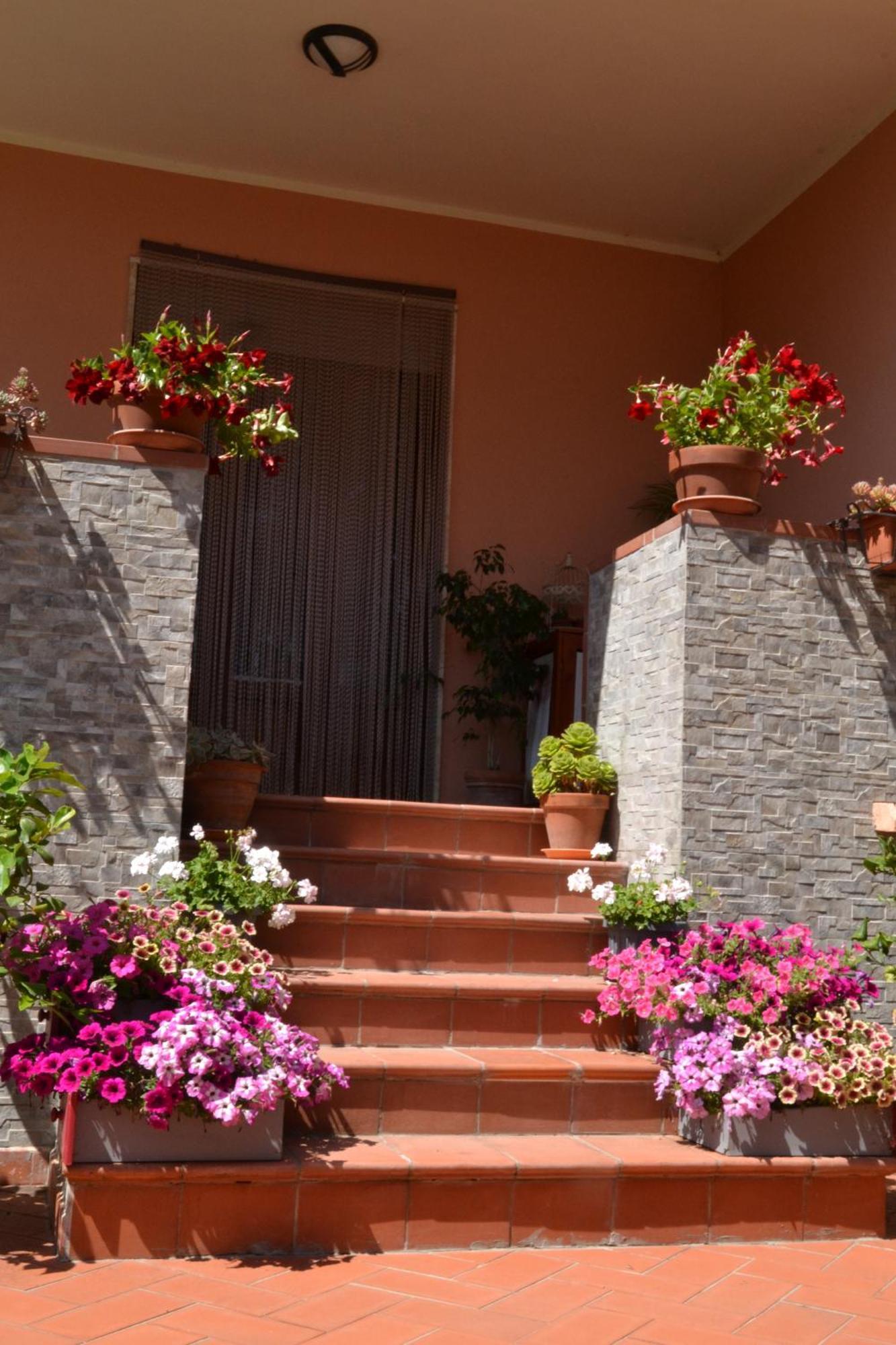 La Mimosa Hotel Болгери Екстериор снимка