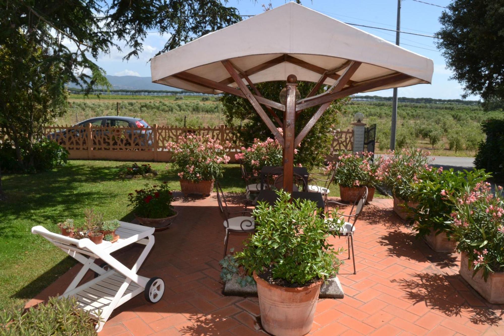 La Mimosa Hotel Болгери Екстериор снимка